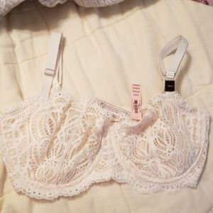 Victoria's Secret dream Angel's bra